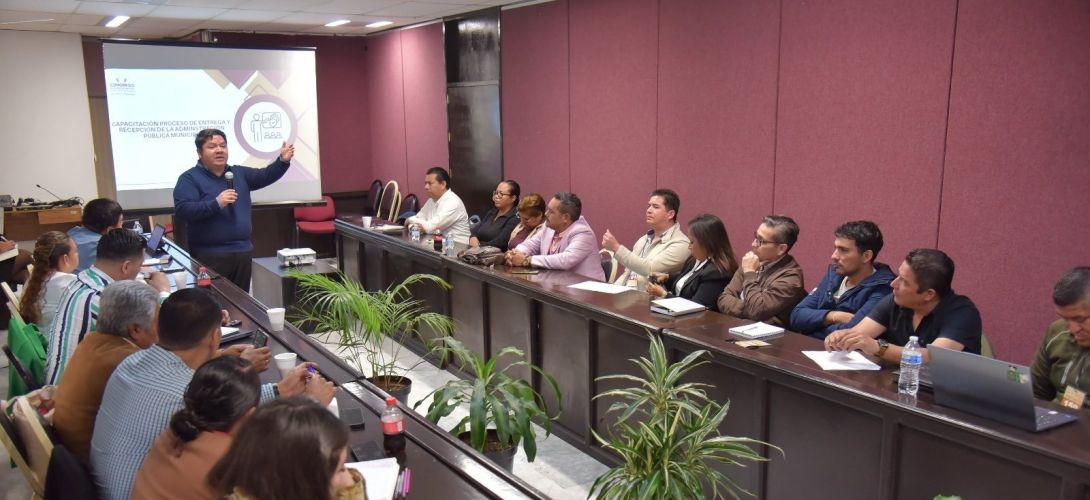 Capacitan a próximos alcaldes