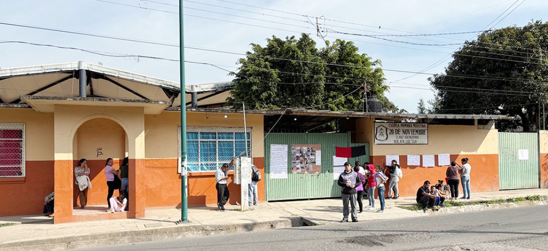 Exigen cambio de intendentes en la 20 de Noviembre