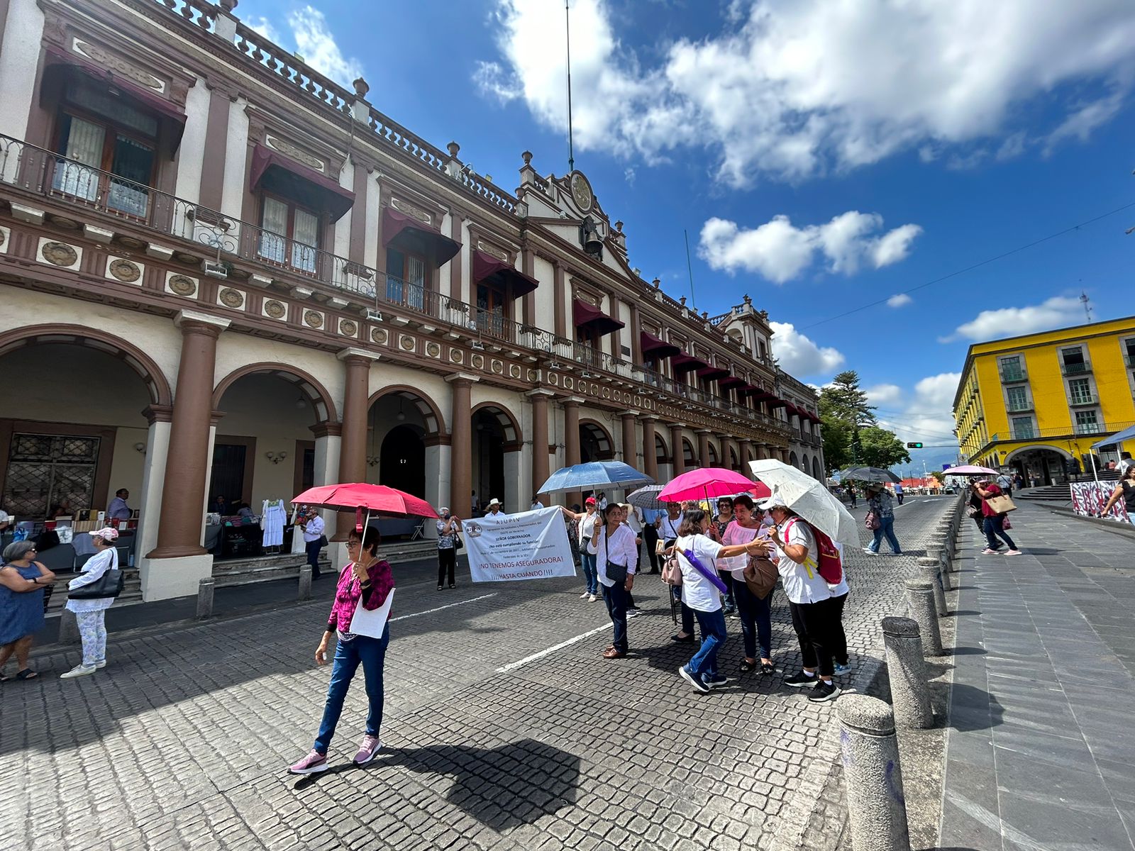 Jubilados colapsan2