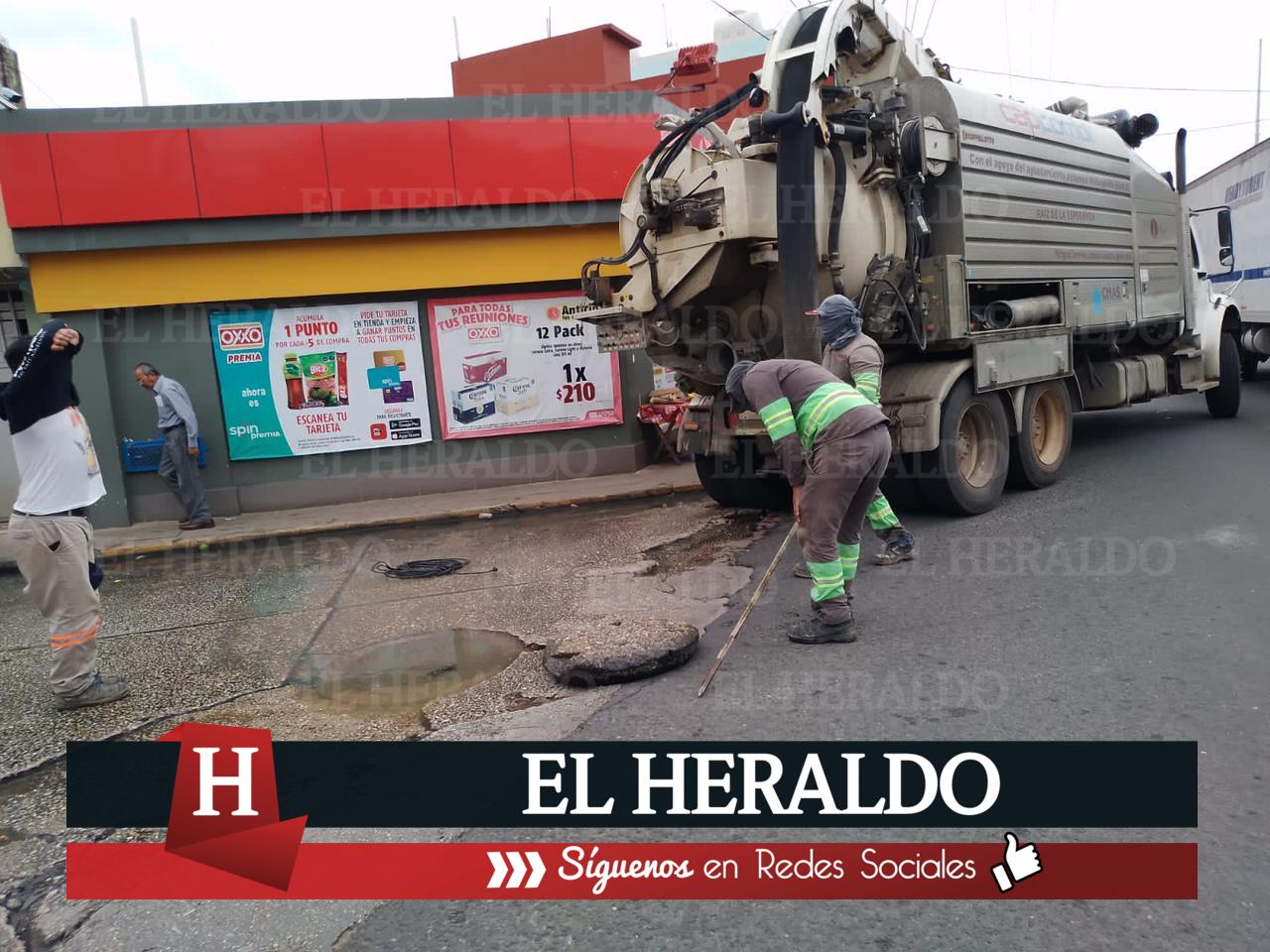 Cierran avenida Universidad2