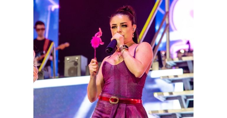 Violeta Isfel reaparece en redes sociales luego de ser operada 2