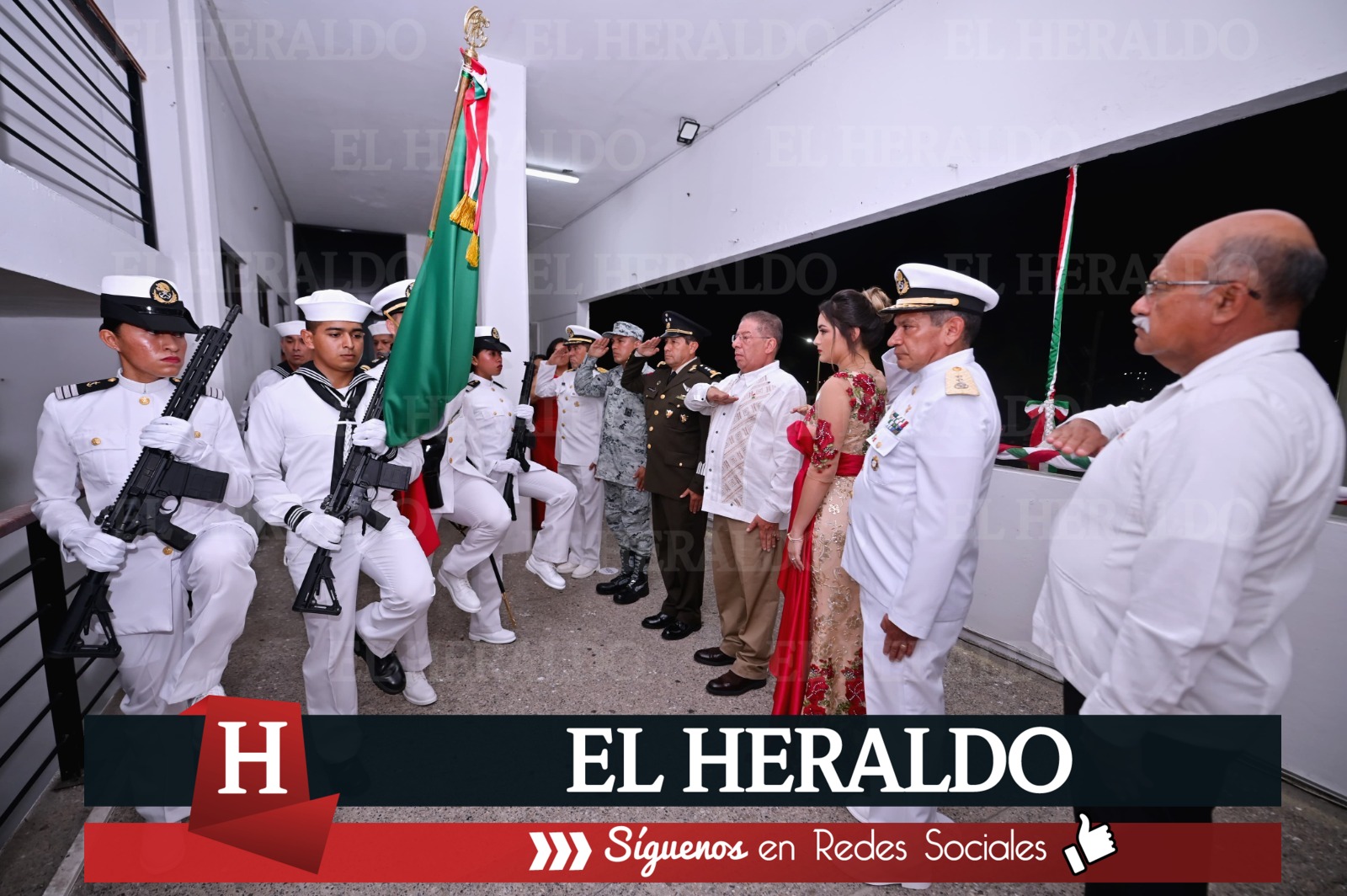 Con gran fervor patrio se realizó en Tuxpan la ceremonia del Grito de Independencia 12