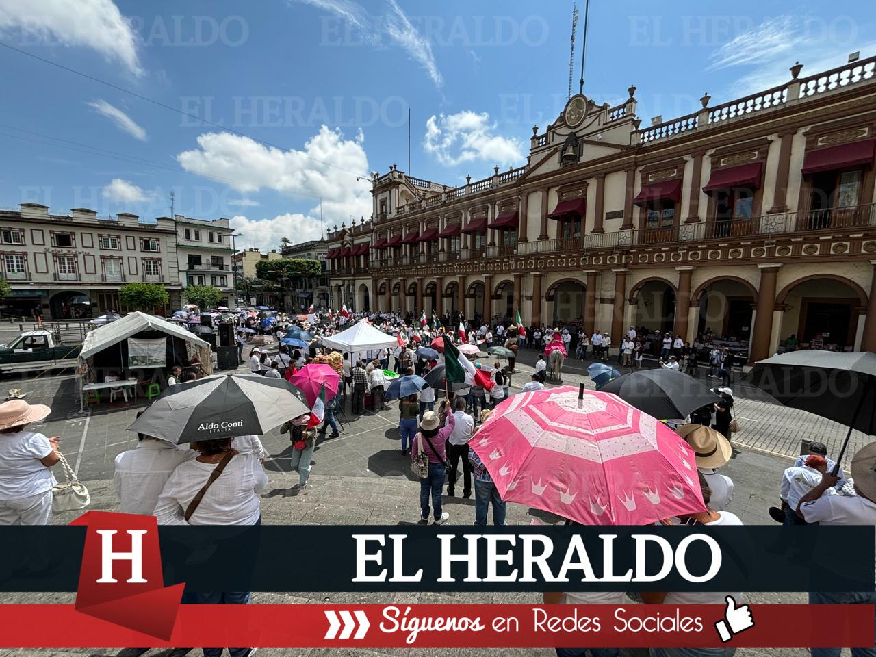 Cientos marchan contra reforma judicial en Xalapa 2