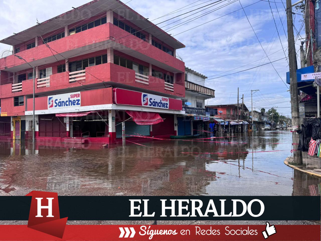 Aún sin desbordarse el río Coatzacoalcos en Minatitlán