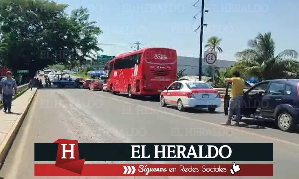 Cierran el puente Tuxpan 2