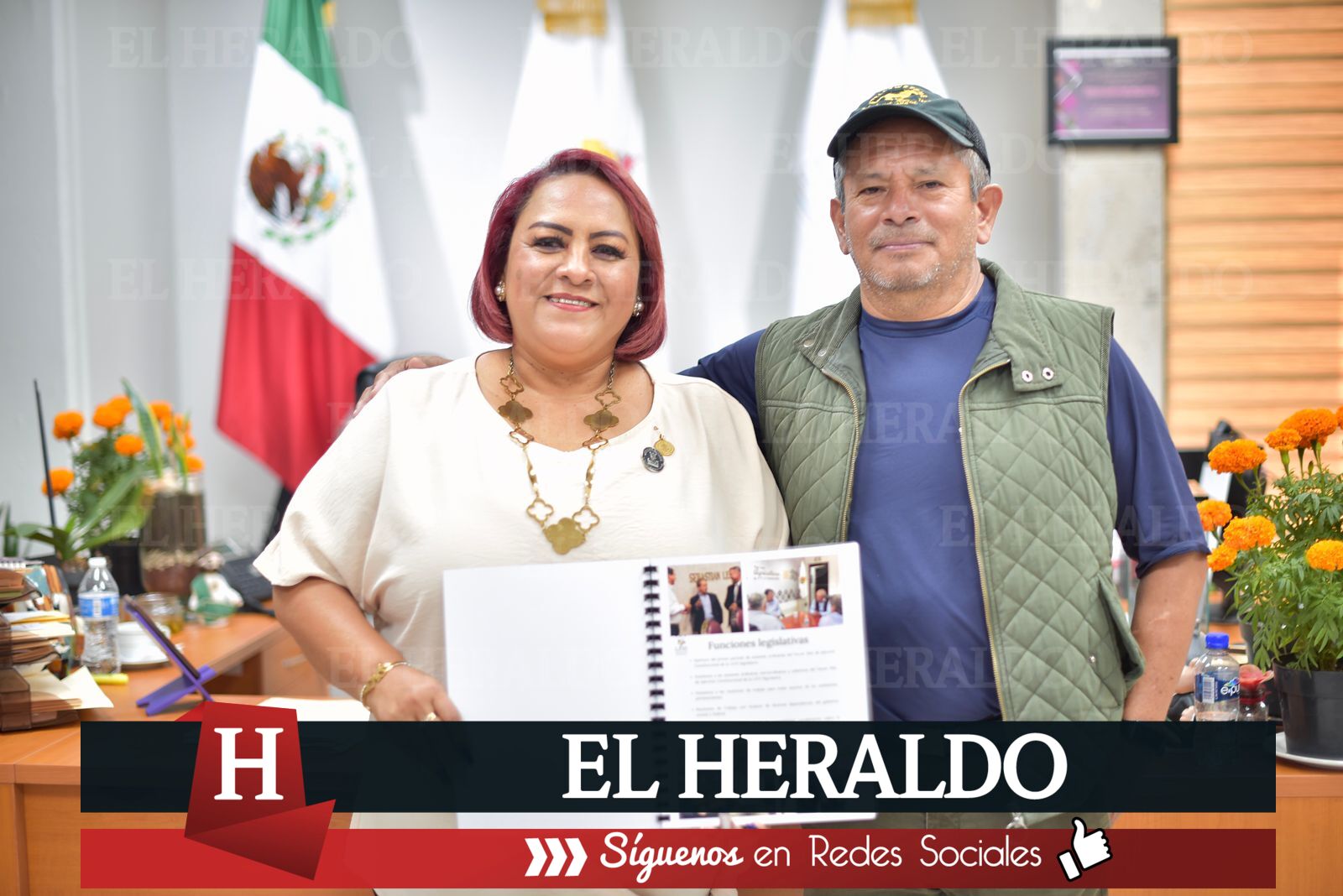 Entregan diputada y diputado sus informes de labores 2