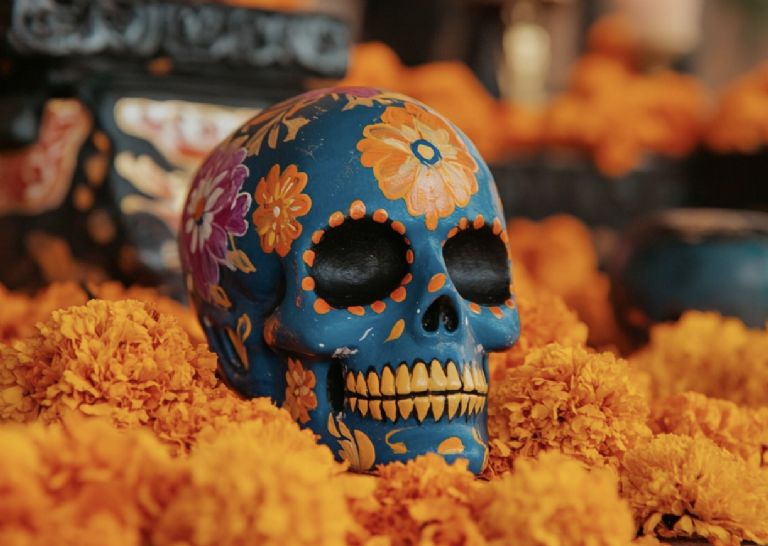 Cmo hacer flores de cempaschil con papel crep 3