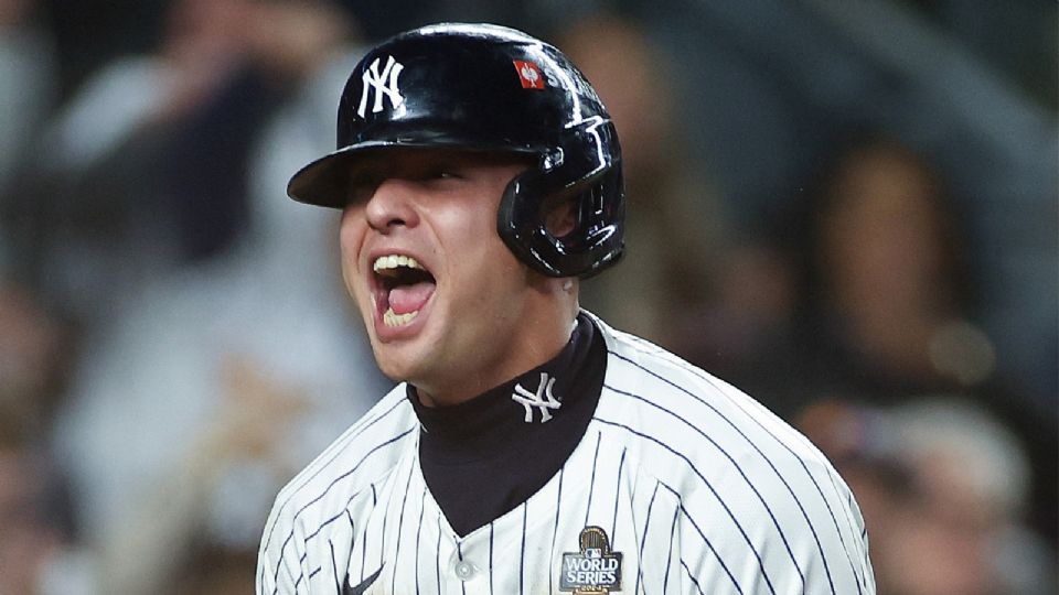 Yankees gana el cuarto juego de la Serie Mundial y alarga el campeonato