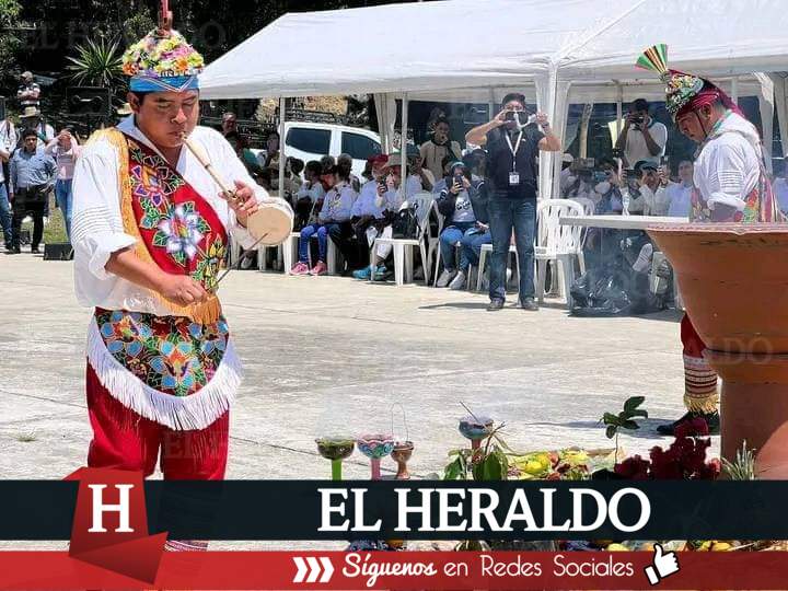 Preparan el Altar más grande de la Huasteca Baja 2