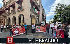 Protestan familiares de Claudia en Xalapa